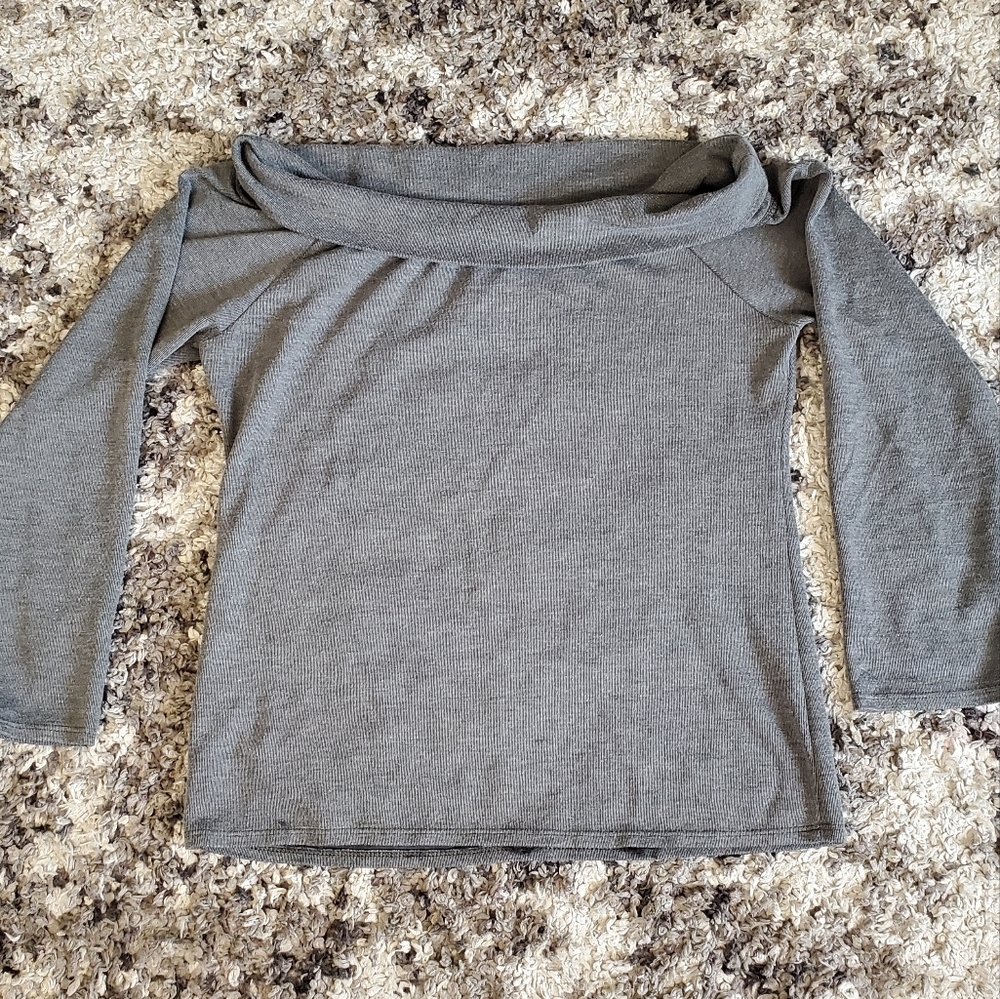 Bluebell Sweater Size 3x (size looks like xl)